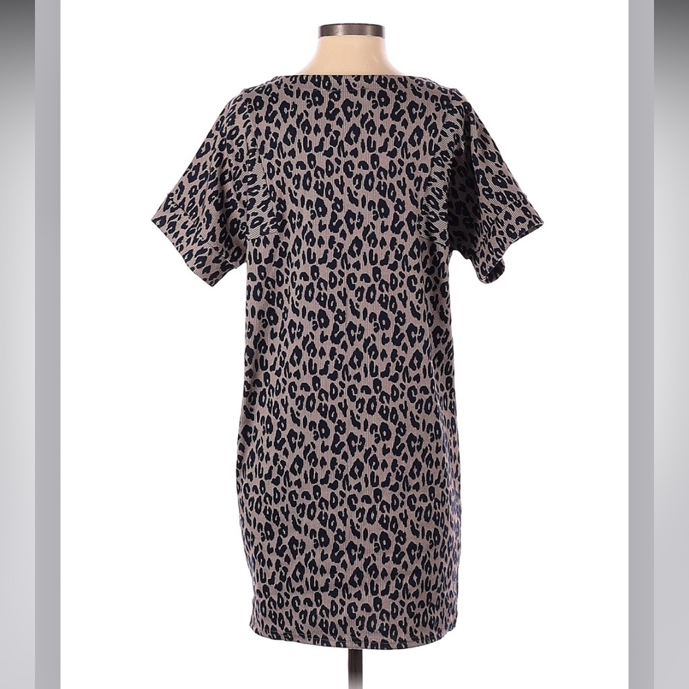 She + Sky relaxed fit dress - Picture 2 of 2